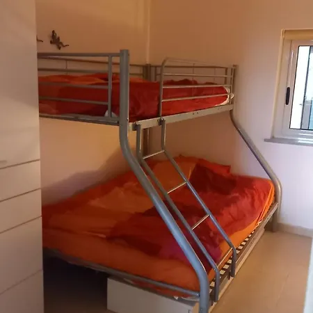 Beautiful Family-apartment In With Seasight Garden *