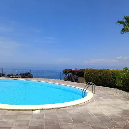 Beautiful Family-apartment In With Seasight Garden *